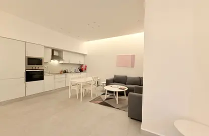 Apartment - 1 Bedroom - 1 Bathroom for rent in Al Sadd Road - Al Sadd - Doha Apartment - 1 Bedroom - 1 Bathroom for rent in Al Sadd Road - Al Sadd - Doha