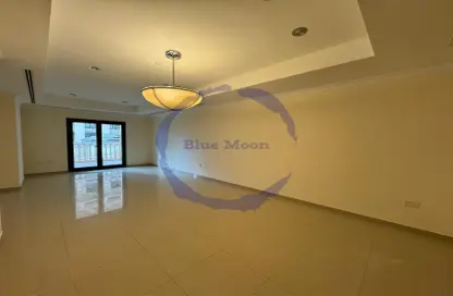 Empty Room image for: Apartment - 2 Bedrooms - 3 Bathrooms for rent in East Porto Drive - Porto Arabia - The Pearl Island - Doha, Image 1