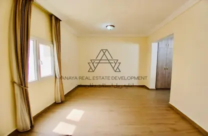 Apartment - 1 Bedroom - 1 Bathroom for rent in Old Salata - Salata - Doha