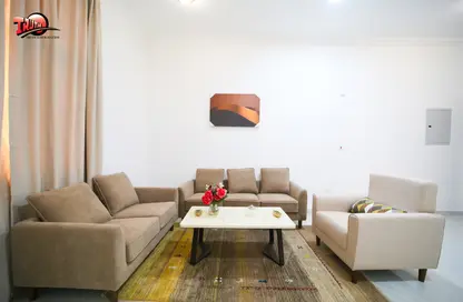Apartment - 2 Bedrooms - 2 Bathrooms for rent in Al Mansoura - Al Mansoura - Doha