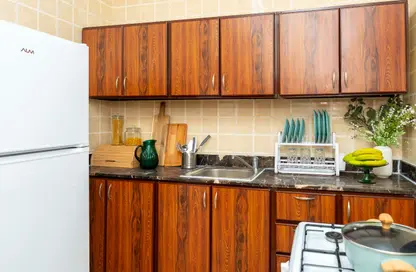 شقة - 2 غرف نوم - 2 حمامات للايجار في 8 قرية إزدان - قرية إزدان - الوكرة