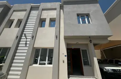 فيلا - 7 غرف نوم - 7 حمامات للايجار في Hazm Al Markhiya - الدوحة
