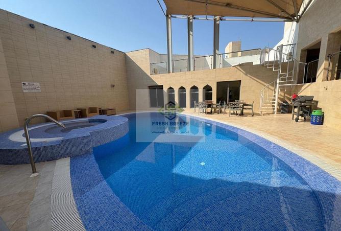 975243 - Property Image 3