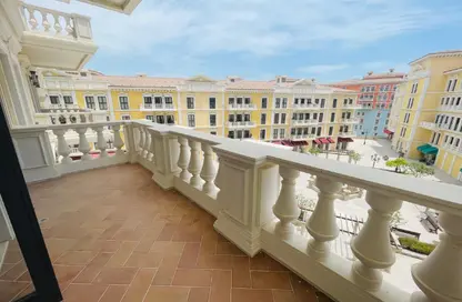 Apartment - 1 Bedroom - 2 Bathrooms for rent in Qanat Quartier - The Pearl Island - Doha