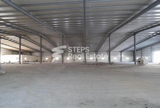 981467 - Property Image 2