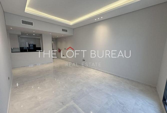 930211 - Property Image 3