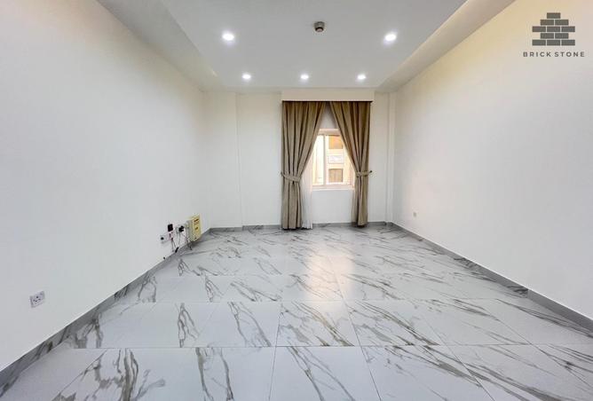 968203 - Property Main Image