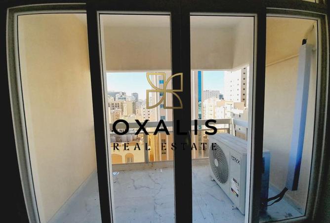 993744 - Property Image 3