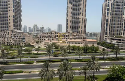 Apartment - 1 Bedroom - 2 Bathrooms for sale in West Porto Drive - Porto Arabia - The Pearl Island - Doha