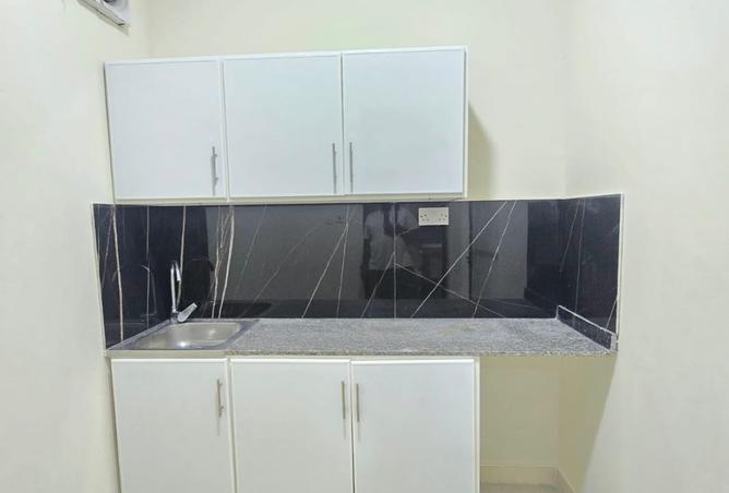 987686 - Property Image 3