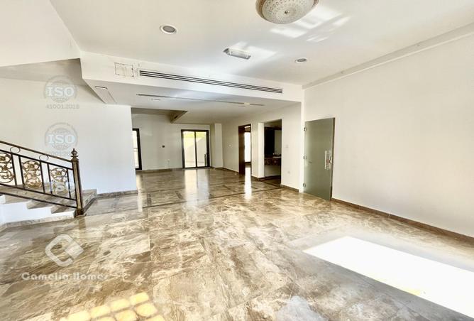 979695 - Property Image 3