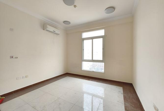 953615 - Property Image 3