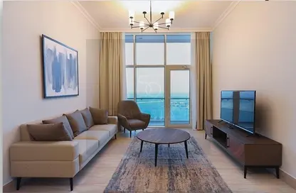 Living Room image for: Apartment - 1 Bedroom - 2 Bathrooms for rent in Marina Residence 16 - Marina District - Lusail, Image 1