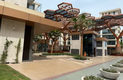 Apartment - 1 Bedroom - 2 Bathrooms for rent in Gewan Island - The Pearl Island - Doha