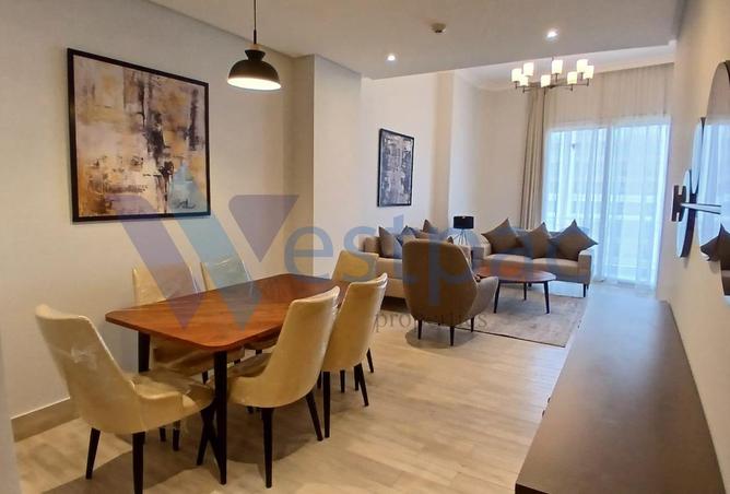 932252 - Property Image 2