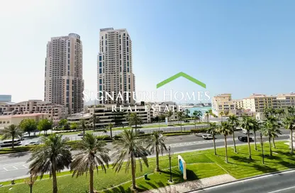Apartment - 1 Bedroom - 2 Bathrooms for sale in One Porto Arabia - Porto Arabia - The Pearl Island - Doha