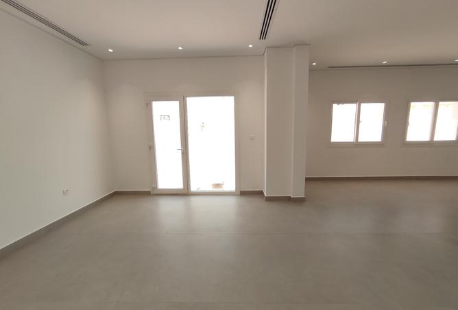 964680 - Property Image 2