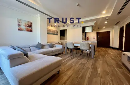 Apartment - 1 Bedroom - 2 Bathrooms for rent in Viva East - Viva Bahriyah - The Pearl Island - Doha