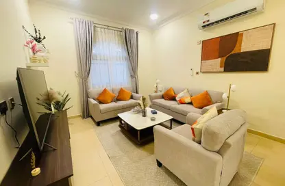 Apartment - 2 Bedrooms - 2 Bathrooms for rent in Al Khazin Street - Madinat Khalifa South - Madinat Khalifa - Doha