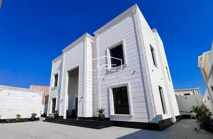 Villa - 6 Bedrooms - 7+ Bathrooms for sale in Umm Qarn - Al Daayen