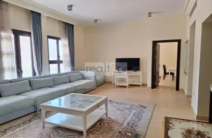 Apartment - 2 Bedrooms - 3 Bathrooms for sale in Nobili - Qanat Quartier - The Pearl Island - Doha