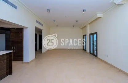 Apartment - 1 Bedroom - 2 Bathrooms for rent in Carnaval - Qanat Quartier - The Pearl Island - Doha