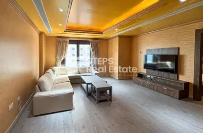 Apartment - 1 Bedroom - 2 Bathrooms for rent in West Porto Drive - Porto Arabia - The Pearl Island - Doha Apartment - 1 Bedroom - 2 Bathrooms for rent in West Porto Drive - Porto Arabia - The Pearl Island - Doha