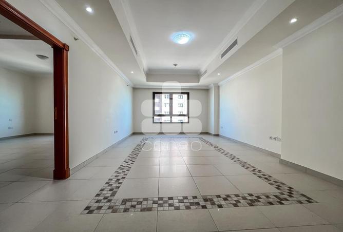 925945 - صورة العقار 2