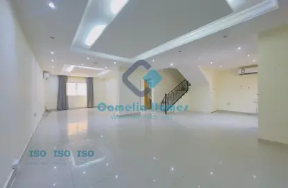 مجمع سكني - 3 غرف نوم - 4 حمامات للايجار في الوعب - الوعب - الدوحة