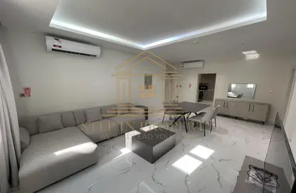 Apartment - 2 Bedrooms - 2 Bathrooms for rent in Bin Omran 35 - Fereej Bin Omran - Doha