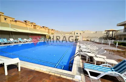 مجمع سكني - 4 غرف نوم - 5 حمامات للايجار في عين خالد - الدوحة
