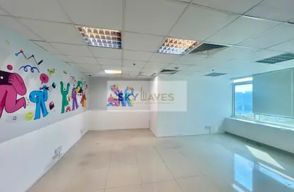 Office Space - Studio - 1 Bathroom for rent in Al Mana Tower - C-Ring Road - Al Sadd - Doha
