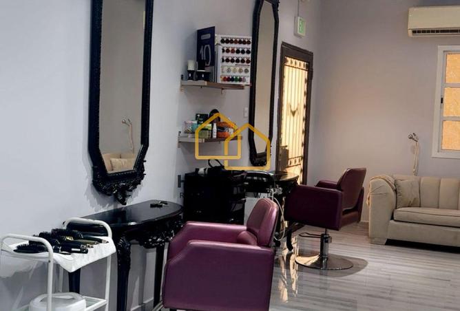 989986 - Property Image 3