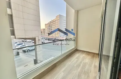Apartment - 2 Bedrooms - 2 Bathrooms for rent in Al Sadd Road - Al Sadd - Doha