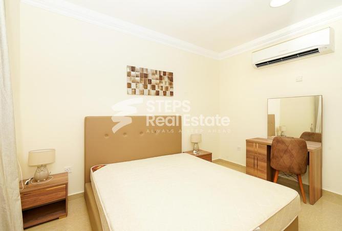 964296 - Property Image 2