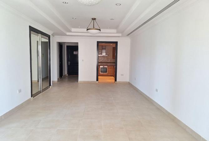 968560 - Property Image 2