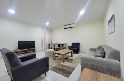 Apartment - 3 Bedrooms - 2 Bathrooms for rent in Al Mansoura - Al Mansoura - Doha