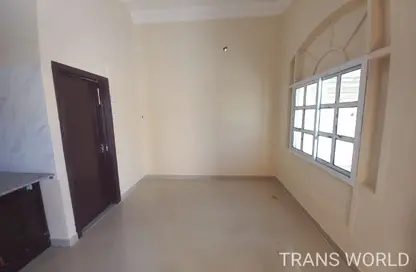 Apartment - Studio - 1 Bathroom for rent in Mamoura 18 - Al Maamoura - Doha