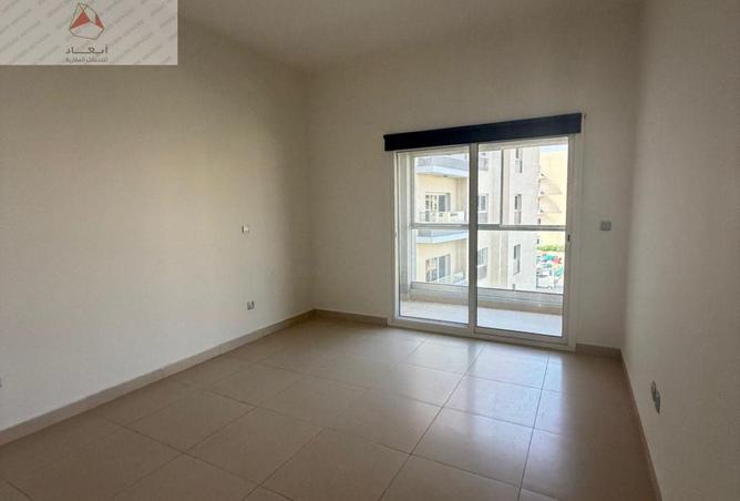 990517 - Property Image 3