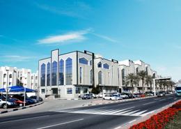 مساحات مكتبية - 2 حمامات للكراء في ام غويلينا - أم غويلينا - الدوحة