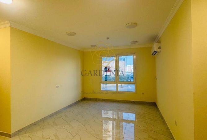 993913 - Property Image 3