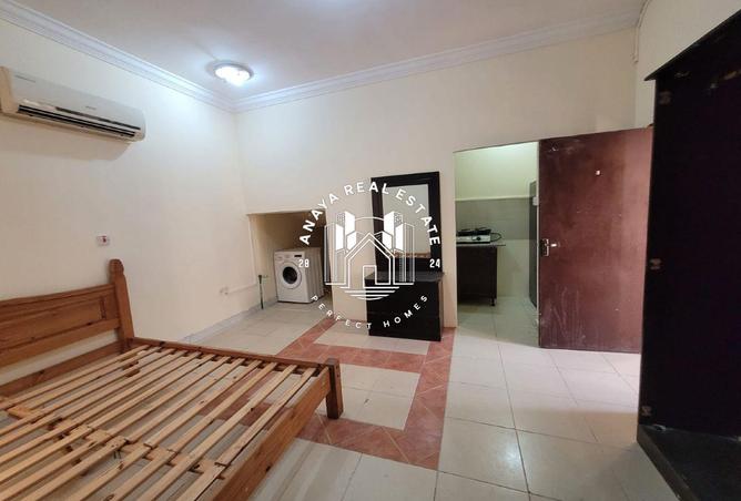 978391 - Property Image 3