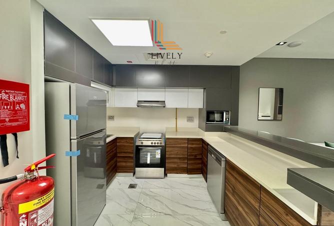 975825 - Property Image 3