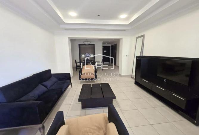 932946 - Property Image 3