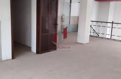 Show Room - Studio - 1 Bathroom for rent in Industrial Area - Doha
