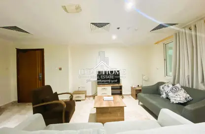 Apartment - 1 Bedroom - 1 Bathroom for rent in Musheireb - Musheireb - Doha
