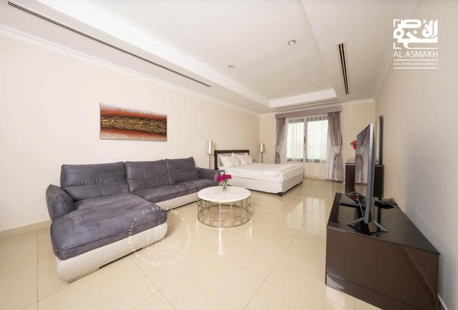 Apartment - Studio - 1 Bathroom for rent in Regency Pearl 1 - Regency Pearl 1 - The Pearl Island - Doha