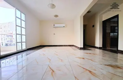 Apartment - 3 Bedrooms - 2 Bathrooms for rent in Muntazah 13 - Al Muntazah - Doha