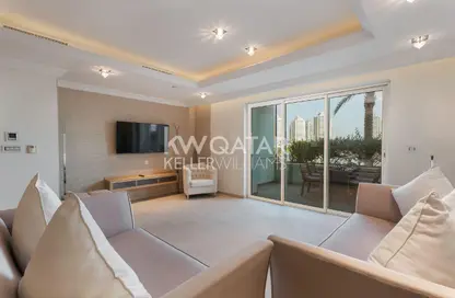 Apartment - 2 Bedrooms - 3 Bathrooms for rent in Viva West - Viva Bahriyah - The Pearl Island - Doha Apartment - 2 Bedrooms - 3 Bathrooms for rent in Viva West - Viva Bahriyah - The Pearl Island - Doha