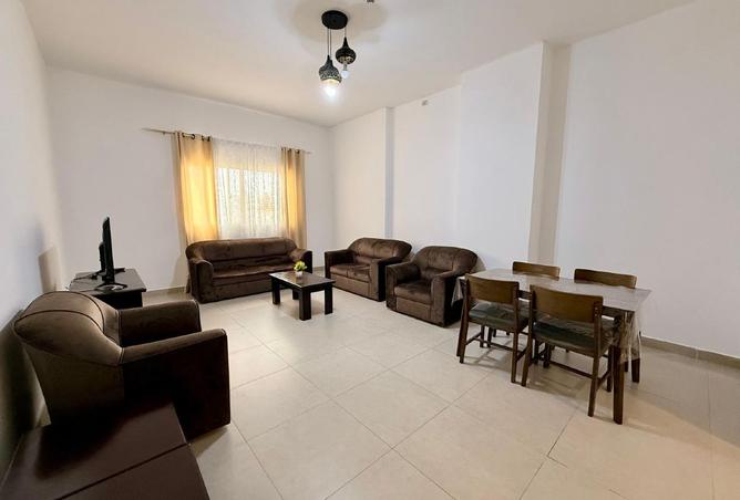 985848 - Property Image 3